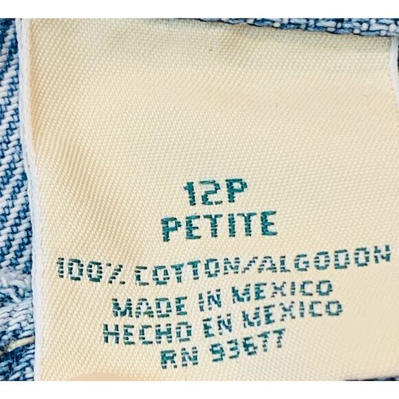 St Johns Bay Womens Jeans 12P Petite Light Wash Relaxed Fit Straight Leg Mom - Picture 7 of 10